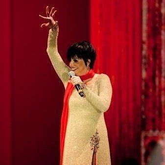 Liza Minnelli-Tributekonsert: En hyllning till Broadway-kungen med en rysisk twist!